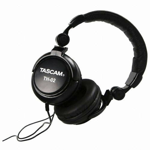 TASCAM TH-02
