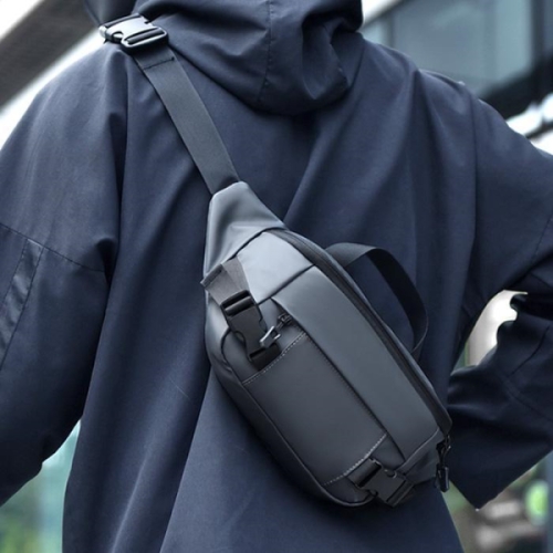 잇백잇슈 남성패션트렌디슬링백 여행 일상 보조가방 14095025_이미지