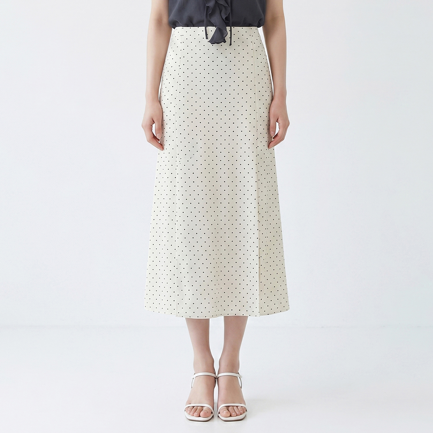 FOREVER21 도트 밴딩 플레어 롱 스커트 FTDBSK002 아이보리 FREE이미지입니다. 누르면 해당 게시물로 새창이동합니다.