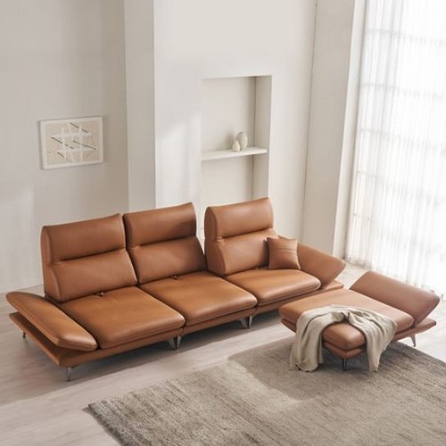 �����Ͽ콺Ȧ�� ȣ���� ���� õ������ ���� 4�ο�