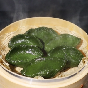 번영영어조합법인 영광떡공방 우리쌀로 빚은 생모시떡 검정깨 350g (4개)_이미지