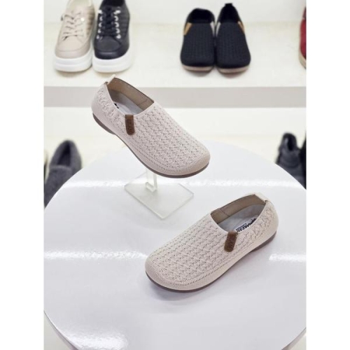 세레스 세이브존03 여성 컴포트 쿠셔닝 경량 통굽 논슬립 슬립온 2cm AQARA8A-9 E45619101