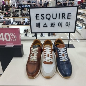 에스콰이아 남성 데일리 스니커즈 EQBSHZ454이미지입니다. 누르면 해당 게시물로 새창이동합니다.