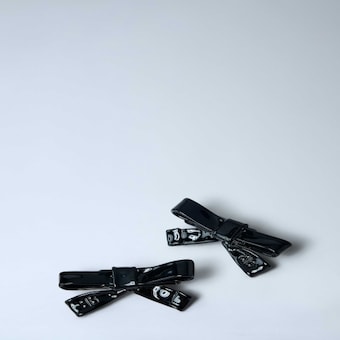 발렌시아가 보우 귀걸이 835414 TZ99M 1449 B0111757568