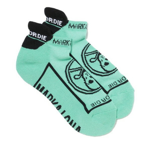 마크앤로나 써클 스컬 스니커즈 양말 LS1YS31F이미지입니다. 누르면 해당 게시물로 새창이동합니다.