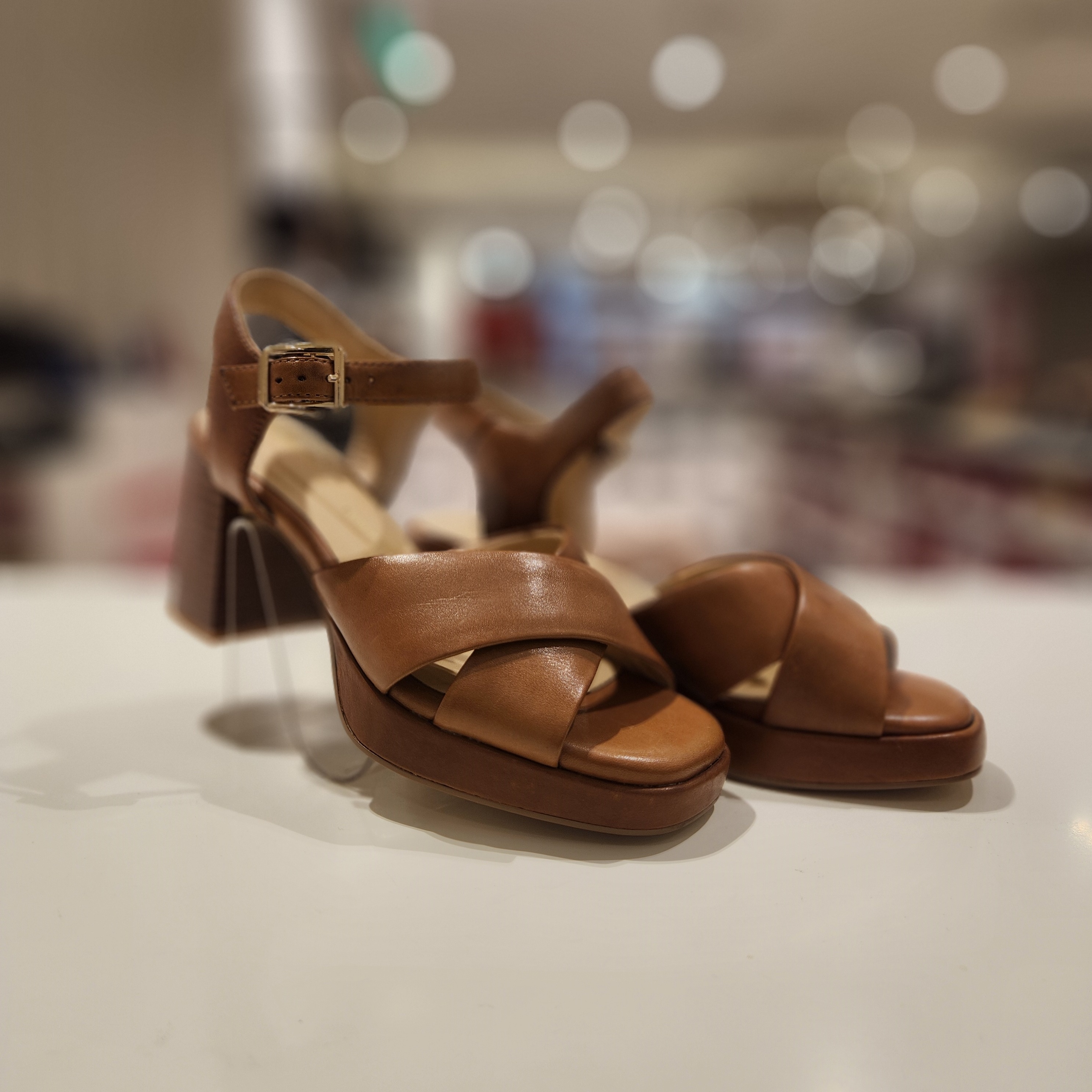 랜드로바 Ritzy75 Rae 플랫폼 샌들 CLASAC4235WF3 8cm