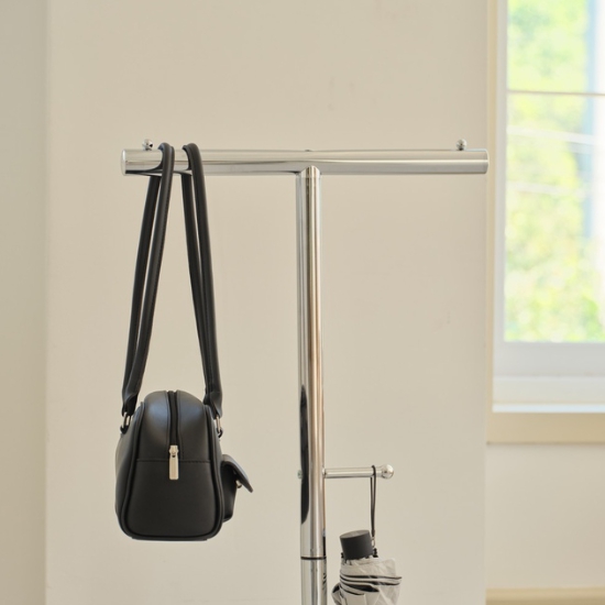 �������� �Ѹ� ���ĵ� �̵��� ������� �ʰ��� ũ�� ���