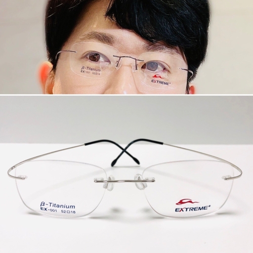 [불명] 국산 가벼운 초경량 남자 여자 무테 스타일 티타늄 안경테 렌즈모양원형 디자인접힘 실버이미지입니다. 누르면 해당 게시물로 새창이동합니다.