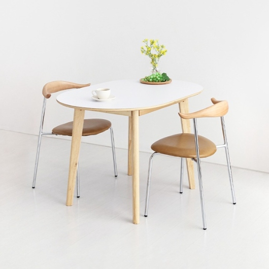 마켓비 RAMIRA 라운드형 HPL 식탁 1200 (MULSO의자2개)