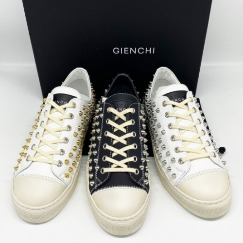젠치 남성 실버 골드 스터드 레더 로우탑 스니커즈 블랙 화이트 GXU024P 330 GOM0B GXU024P 330 VIT0B ..