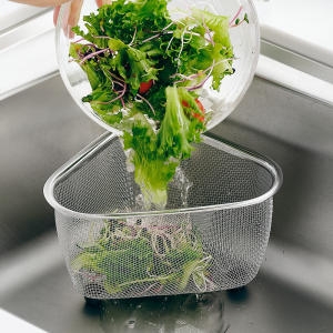 리본제이 바로 쏙 싱크대 코너 삼각 바스켓 L / 스텐 음식물 쓰레기통 거름망 배수구망이미지입니다. 누르면 해당 게시물로 새창이동합니다.