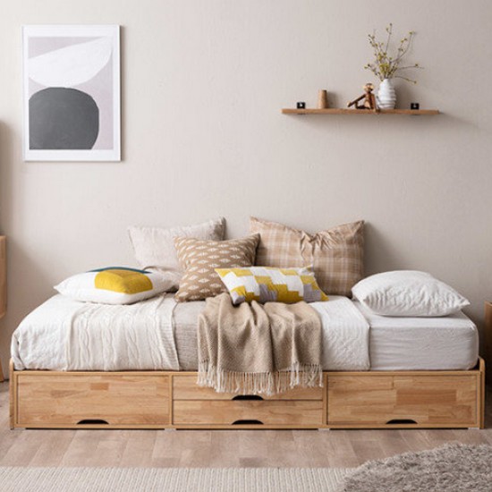 ���Ͱ��� ���� ��帮�� 4�� ���� ���� ħ�� Q