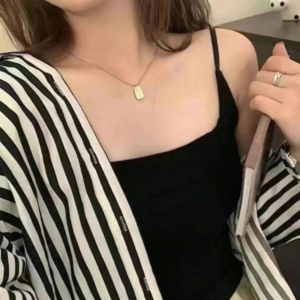 비스코스 캡 일체형 끈 조절 나시 레이어드 바캉스룩 피서룩 S15240711_이미지