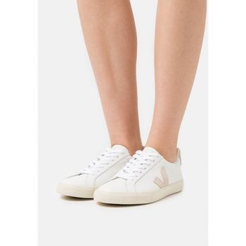 베자 에스플라 로고 스니커즈 화이트/세이블 149928353