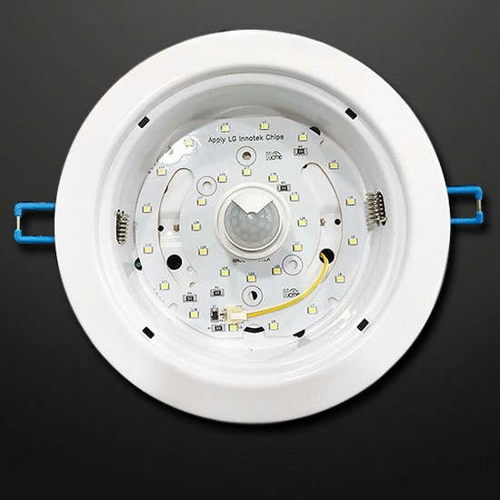 Ȩ�轺 LED 6��ġ �ٿ� ������ 15W