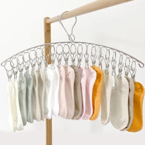 스텐레스 양말 건조대 CN 빨래집게 세탁 속옷 건조 걸이이미지입니다. 누르면 해당 게시물로 새창이동합니다.