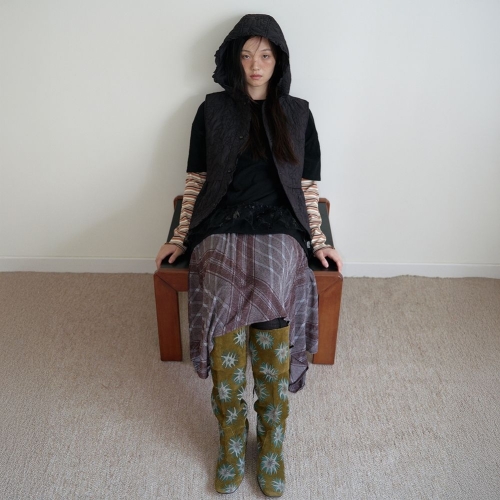 여성 스팽글 패치 오버사이즈 티셔츠 T256MTS134W