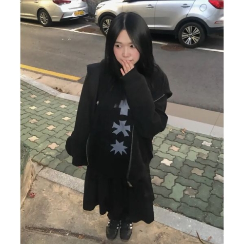 마이딥블루메모리즈 쓰리 로고 롱 슬리브 티 블랙 1938299