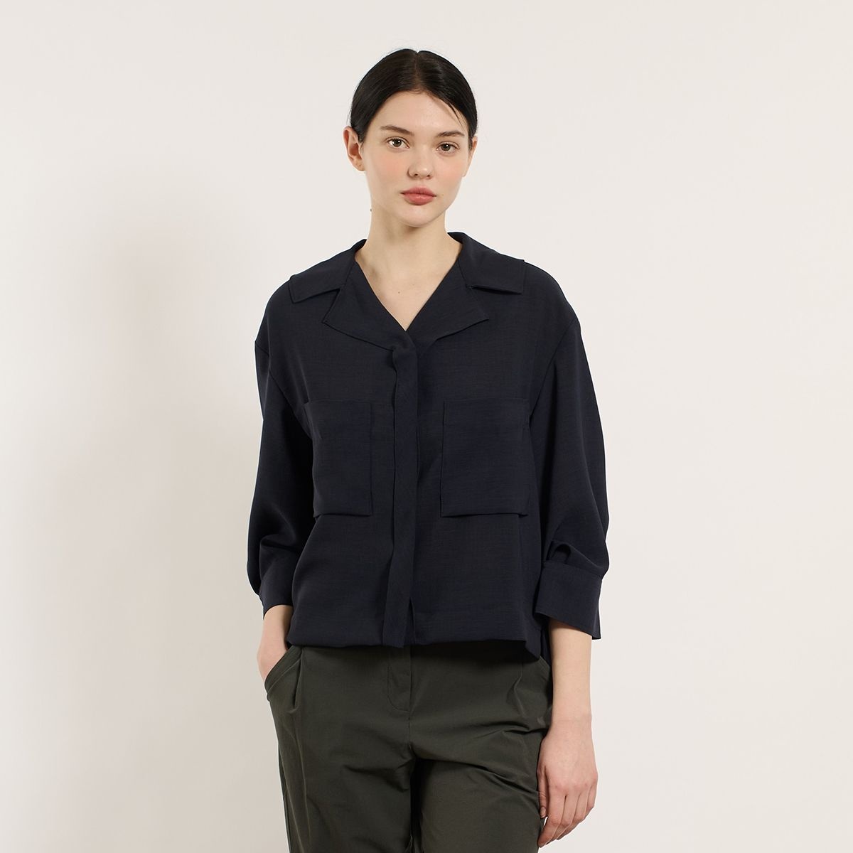 BCBG 포켓패치 블라우스 B5S2G480_이미지