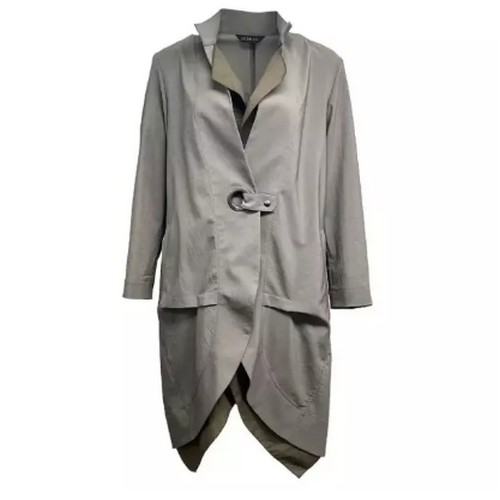  데시데 여성 등판모티브패치 자켓 DOS409