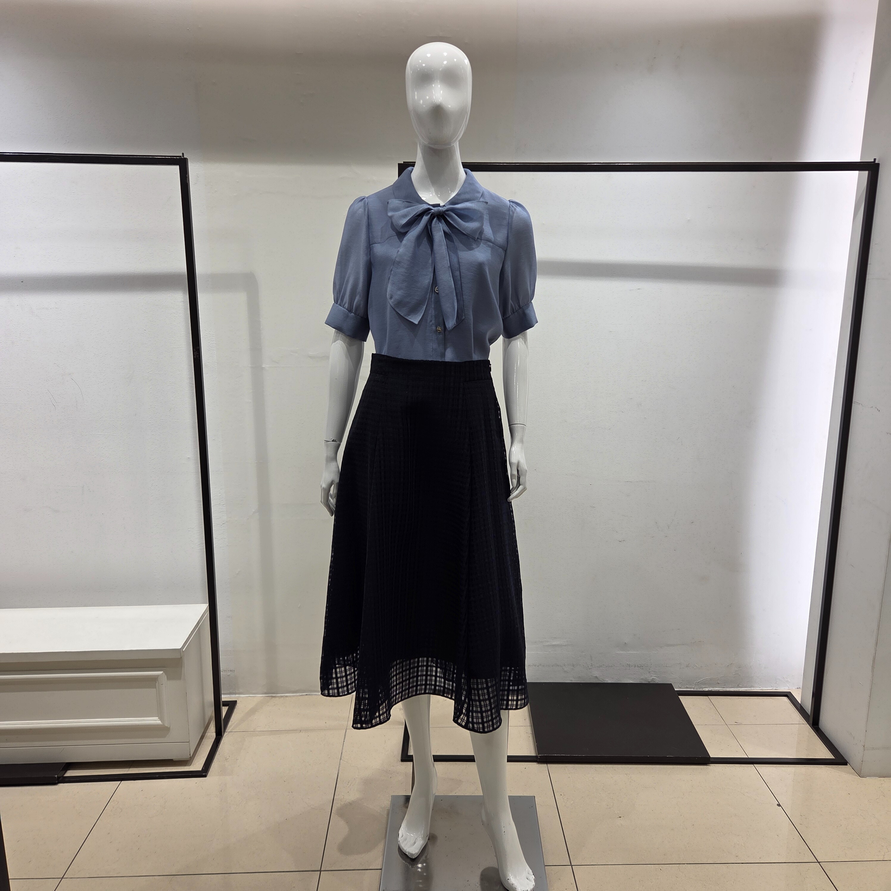 �̴ϸ� �ý��� ���� ����콺 M1BGWB3970BL_BP