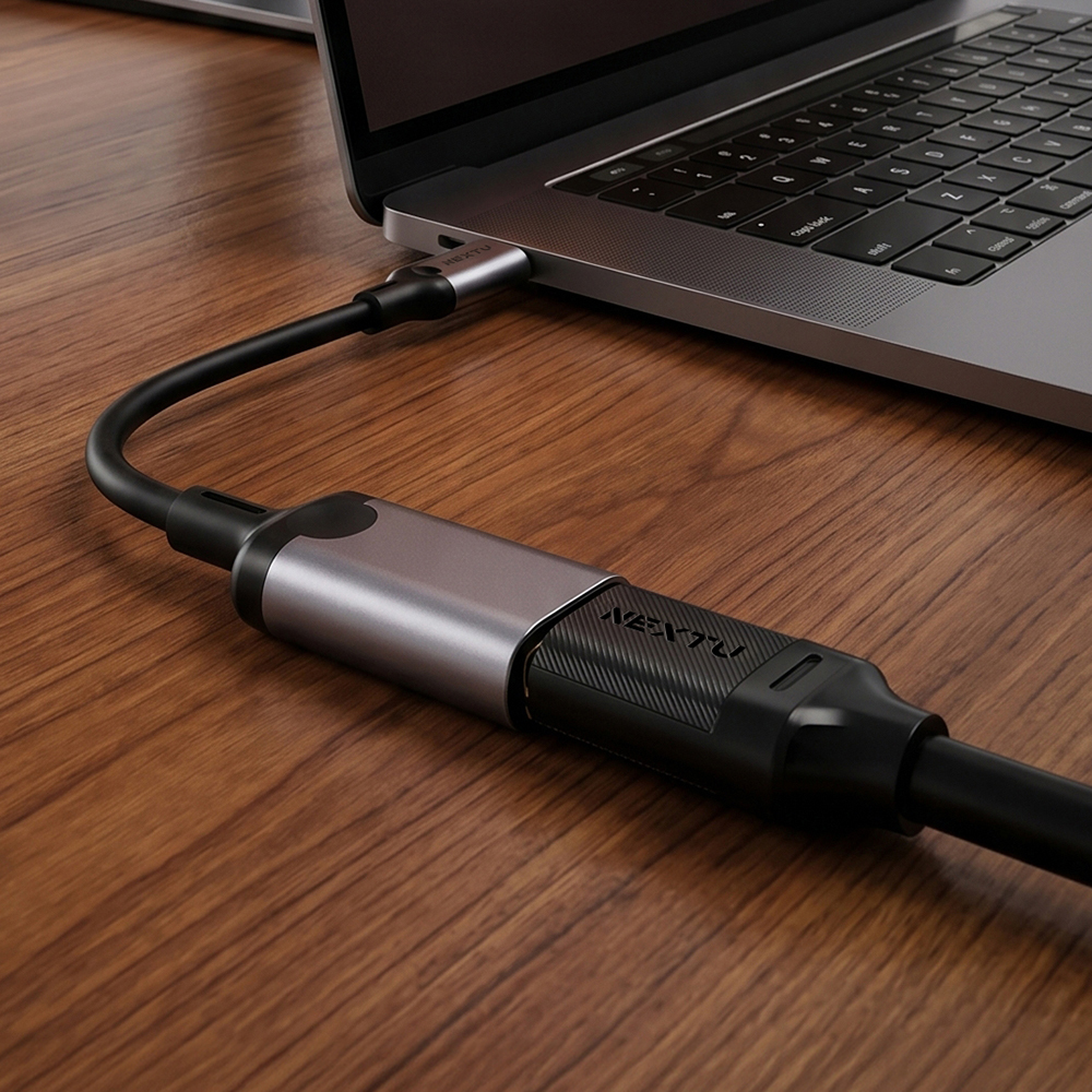 이지넷유비쿼터스 NEXTU 유에스뷰S USB-C to HDMI 2.1 케이블 (3m)_이미지