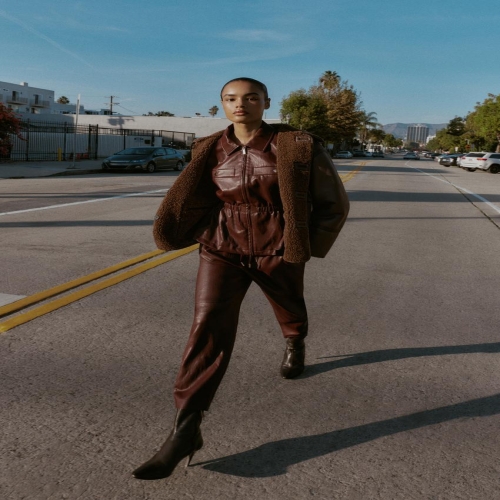 자라 탄력 허리띠가 달린 가죽 재킷 가넷 레드 179442