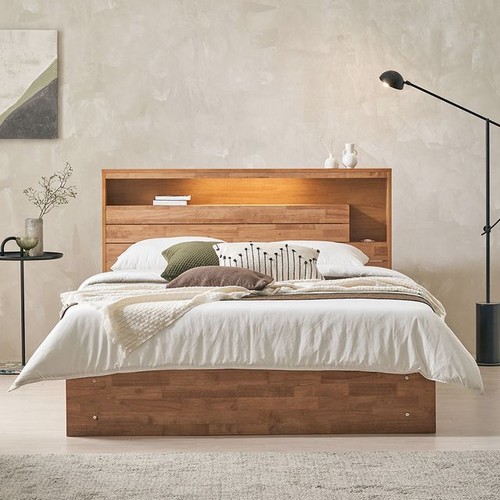 �ɶ���� �ڽ� ���� ���� LEDħ�� Q