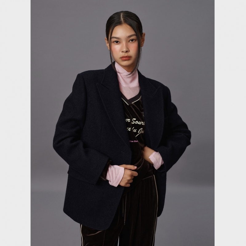 울 블렌드 피크드 라펠 싱글자켓 C244MSG711