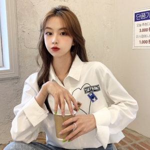 5023보네타블라우스