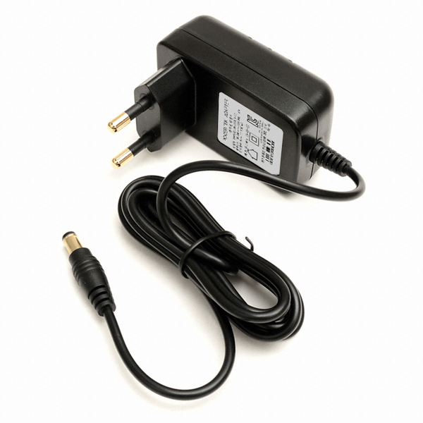 �Ŀ��� 16.8V 1A �����