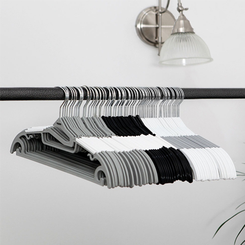 가쯔 멀티 회전고리 논슬립 옷걸이이미지입니다. 누르면 해당 게시물로 새창이동합니다.