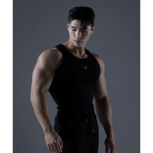 글로리 CARMID 머슬핏 슬리브리스 블랙 f 133191