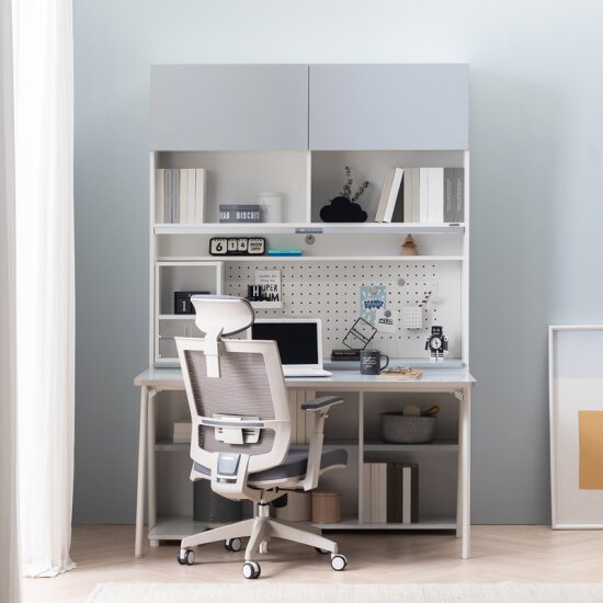 지오 책상 조명 의자세트