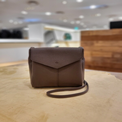 ��Ʋ�ĸӽ� ������������ �̴�ũ�ν��� 2L6AHB3009