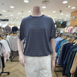 BCBG 올앤선드리 스트라이프 돌먼 티셔츠 A5F7X401 32885_A5F7X401_이미지