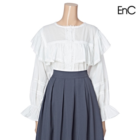 데코앤이 이앤씨(EnC) 레이스 프릴 포인트 루즈핏 블라우스 ENBA31303Z