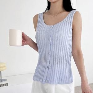 리빌모아 여자 민소매 스카시 시스루 버튼 니트 DJW KNS S2LPPT1024 소라