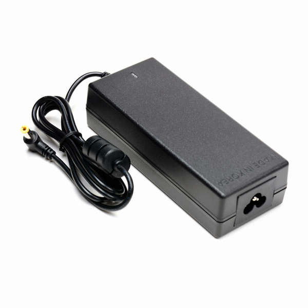 �����ӵ�Ʈ 19V 3.42A ũ�ι� Ÿ�� �����