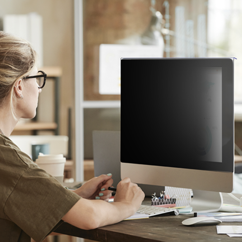 지클릭커 휴쉴드V2 사생활보호 블루라이트 차단 26도 거치형 모니터 보안필름 (24인치)_이미지