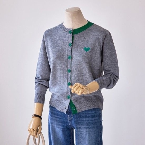 커스텀에이블 배색 하트 자수 가디건 여자가디건 니트가디건_T2503CD602A_이미지