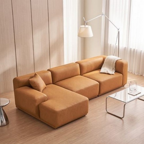 �����Ͽ콺Ȧ�� ���� ī��ġ�� �Ǹ��ܷ��� ���� ���� 4�ο�