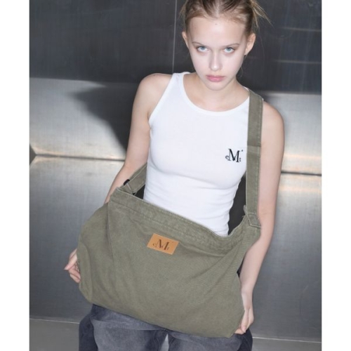 17일 배송 MUCENT 시너 메신저 크로스백 남녀공용 2컬러 P00000YI 256798