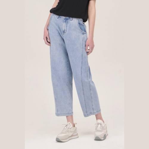 베네통 여성 세미 배기핏 생지 데님팬츠 BADPA5611_이미지