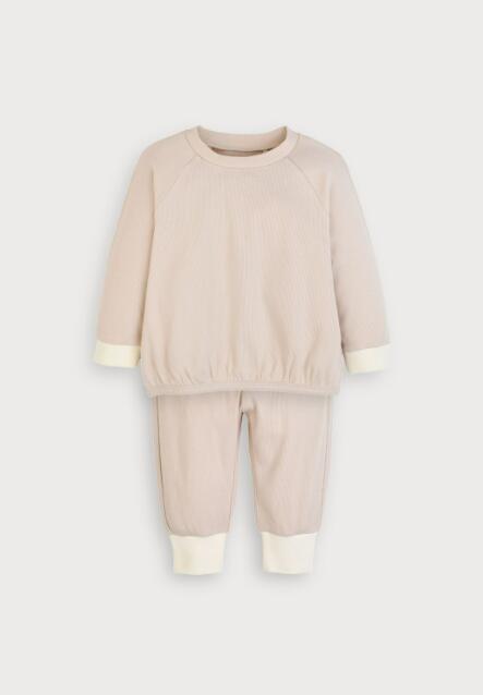 E루즈밤부골지스판상하 봄 M261NNH23P