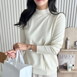 데일리룩 레븐 노멀하프터틀 스웨터 WFJIU9K_이미지