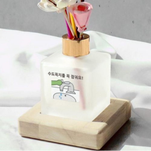 꾸밈 꼬망드 우드받침 디퓨저 화장실에티켓 150ml (1개)_이미지