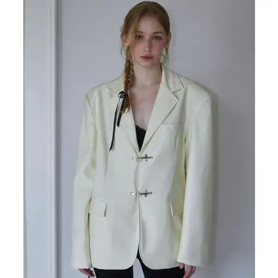 ���������� ROSEFRANTZ Buckle Overfit Jacket Cream 5007680857 141539