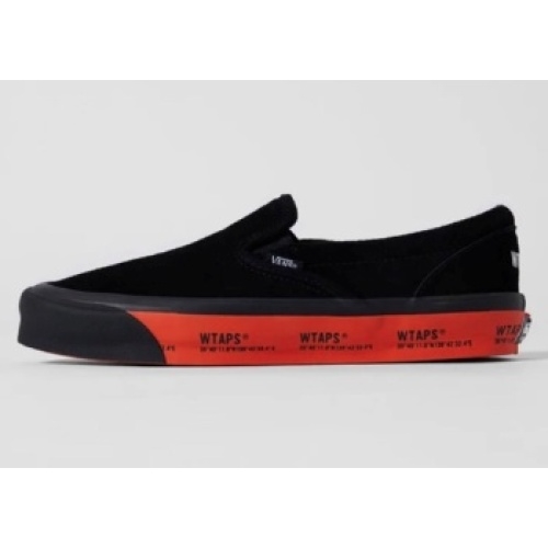 반스 더블탭스 X 볼트 슬립온 블랙 검주 VN0A45JK20E1 WTAPS X vault Slip on