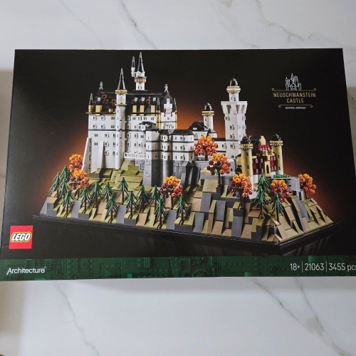 레고 노이슈반슈타인 성 (21063)